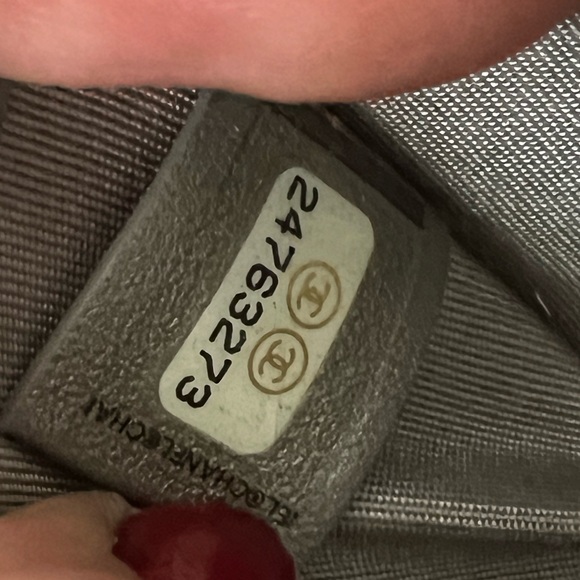 Chanel Caviar Metallic Ring Coin pouch - Picture 9 of 9